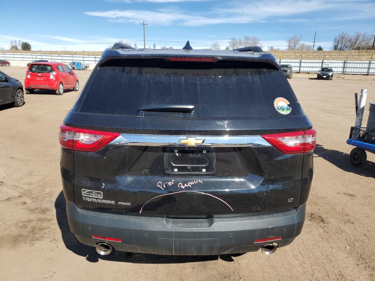 2021 CHEVROLET TRAVERSE L - Фото 6