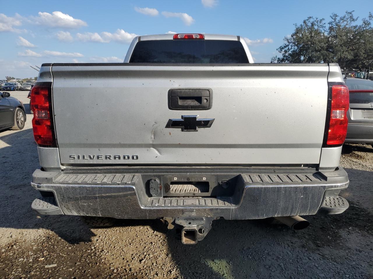 2019 CHEVROLET SILVERADO - Image 6