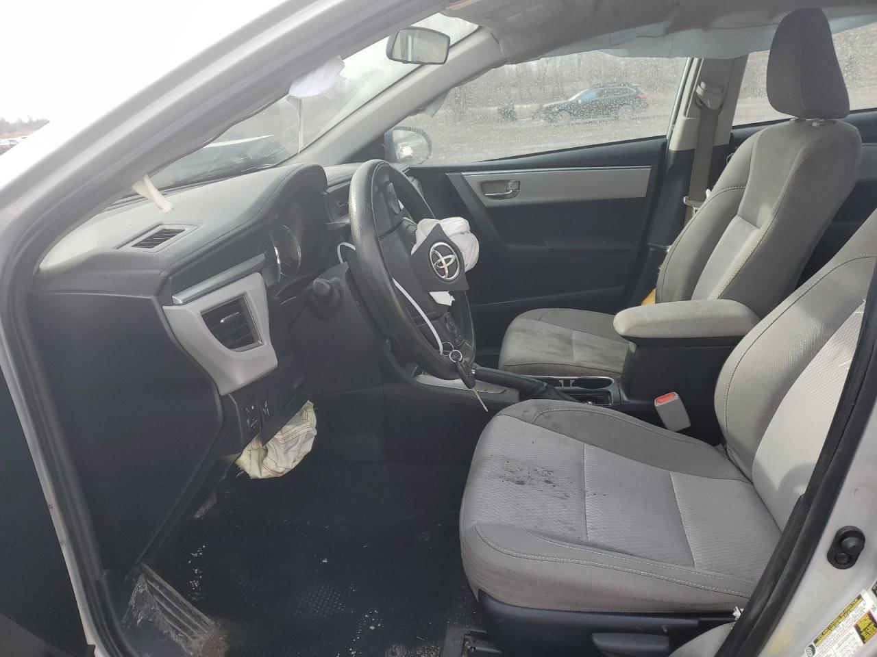 2015 TOYOTA COROLLA L - Фото 7