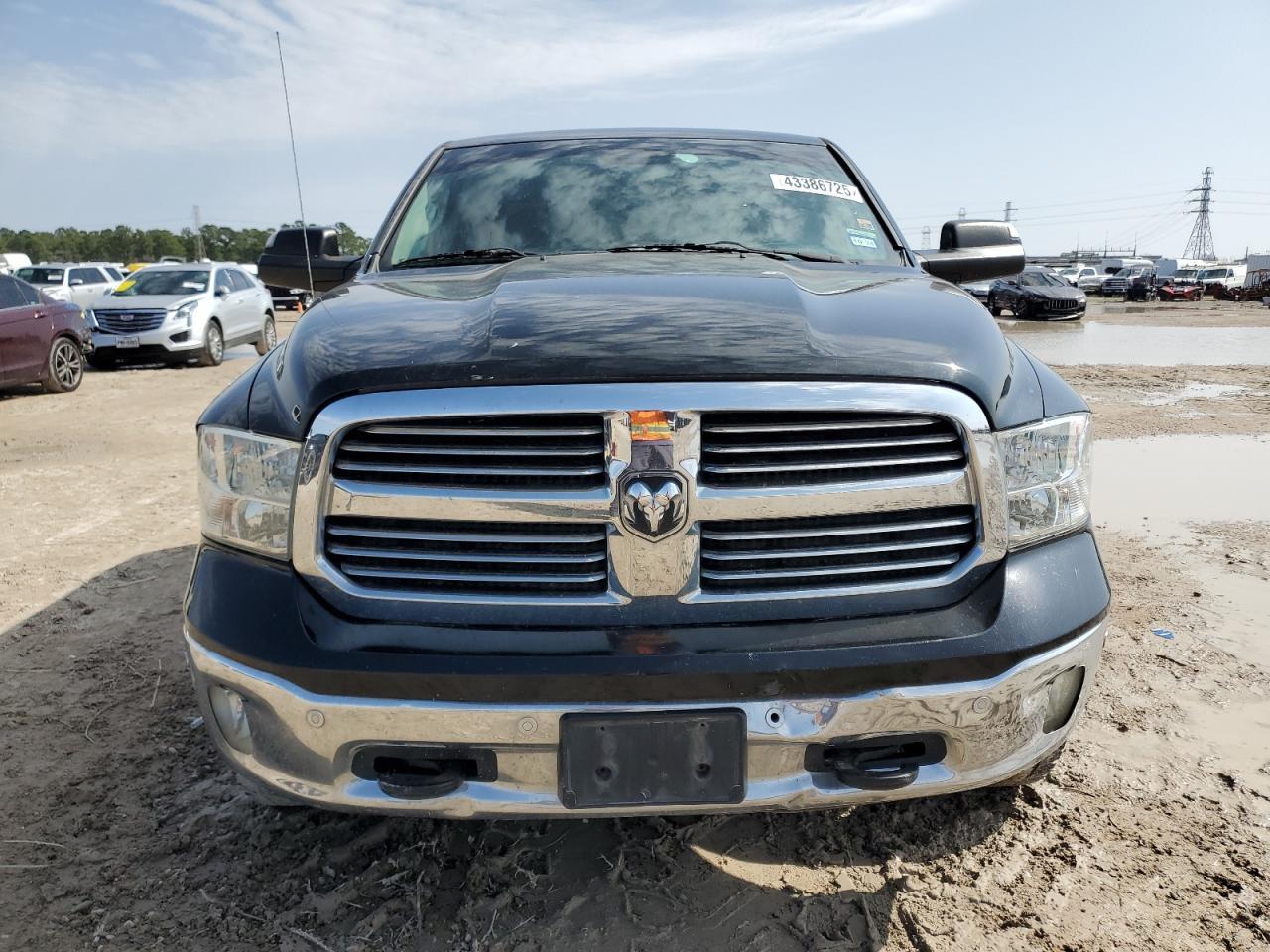 2014 RAM 1500 SLT - Image 5