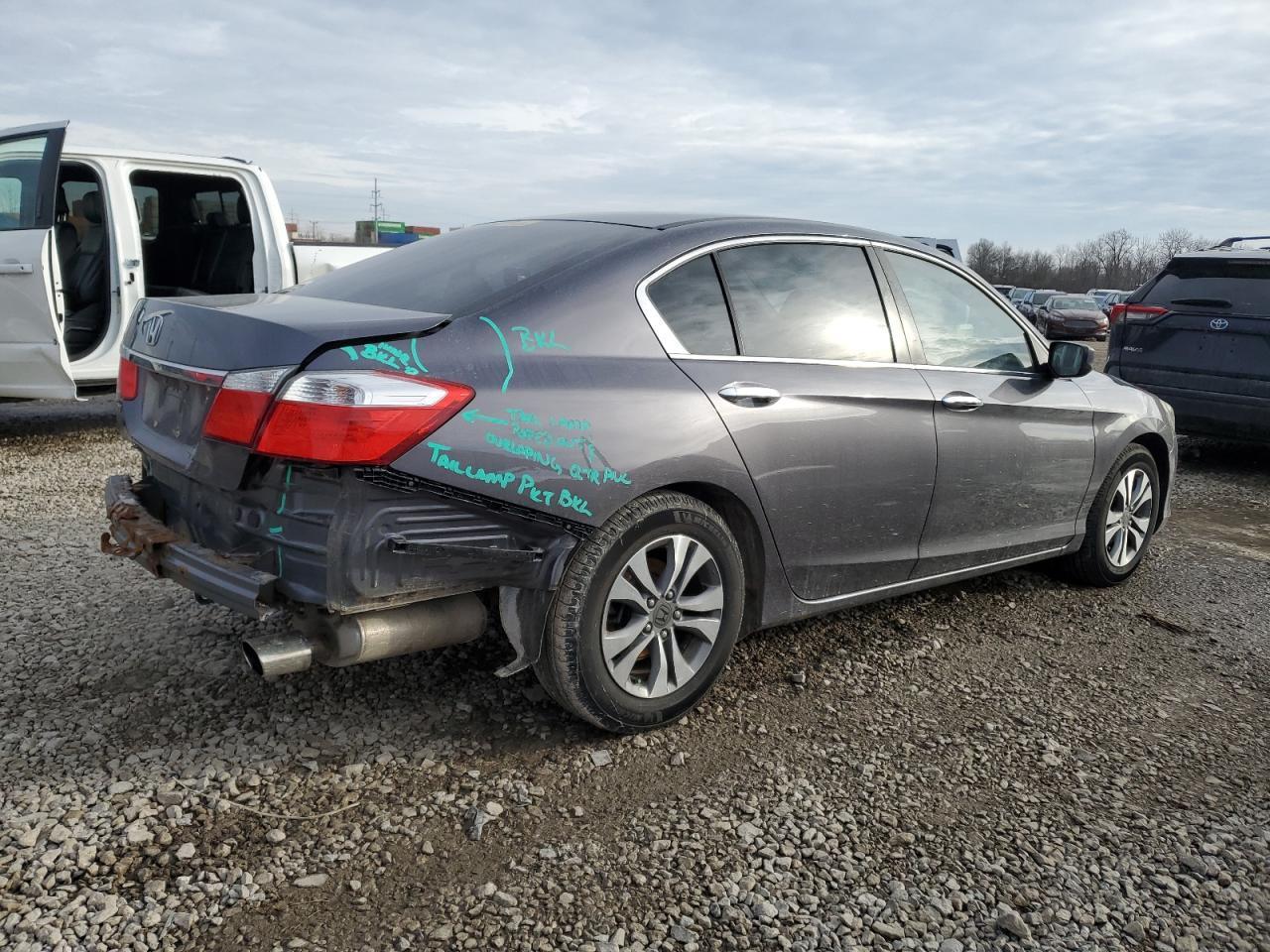 2014 HONDA ACCORD LX - Фото 3