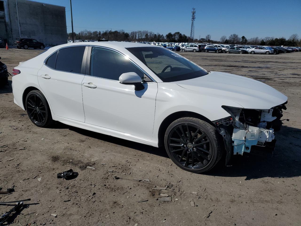 2020 TOYOTA CAMRY SE - Image 4