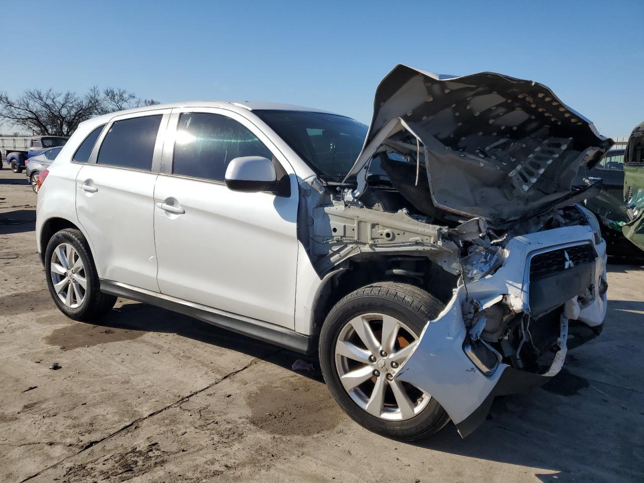 2015 MITSUBISHI OUTLANDER - Фото 4