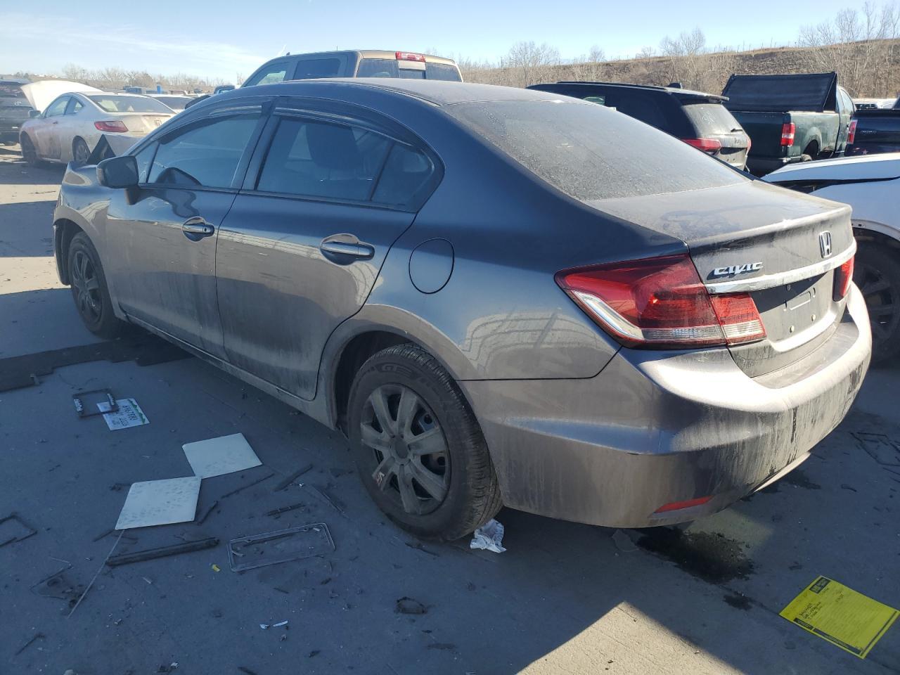 2015 HONDA CIVIC LX - Фото 2