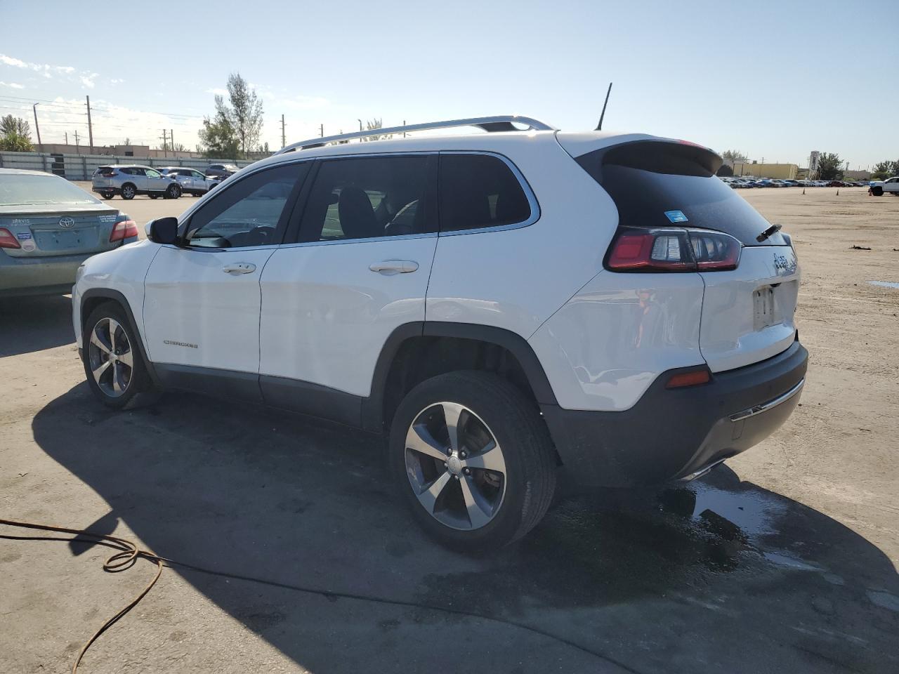 2019 JEEP CHEROKEE L - Image 2