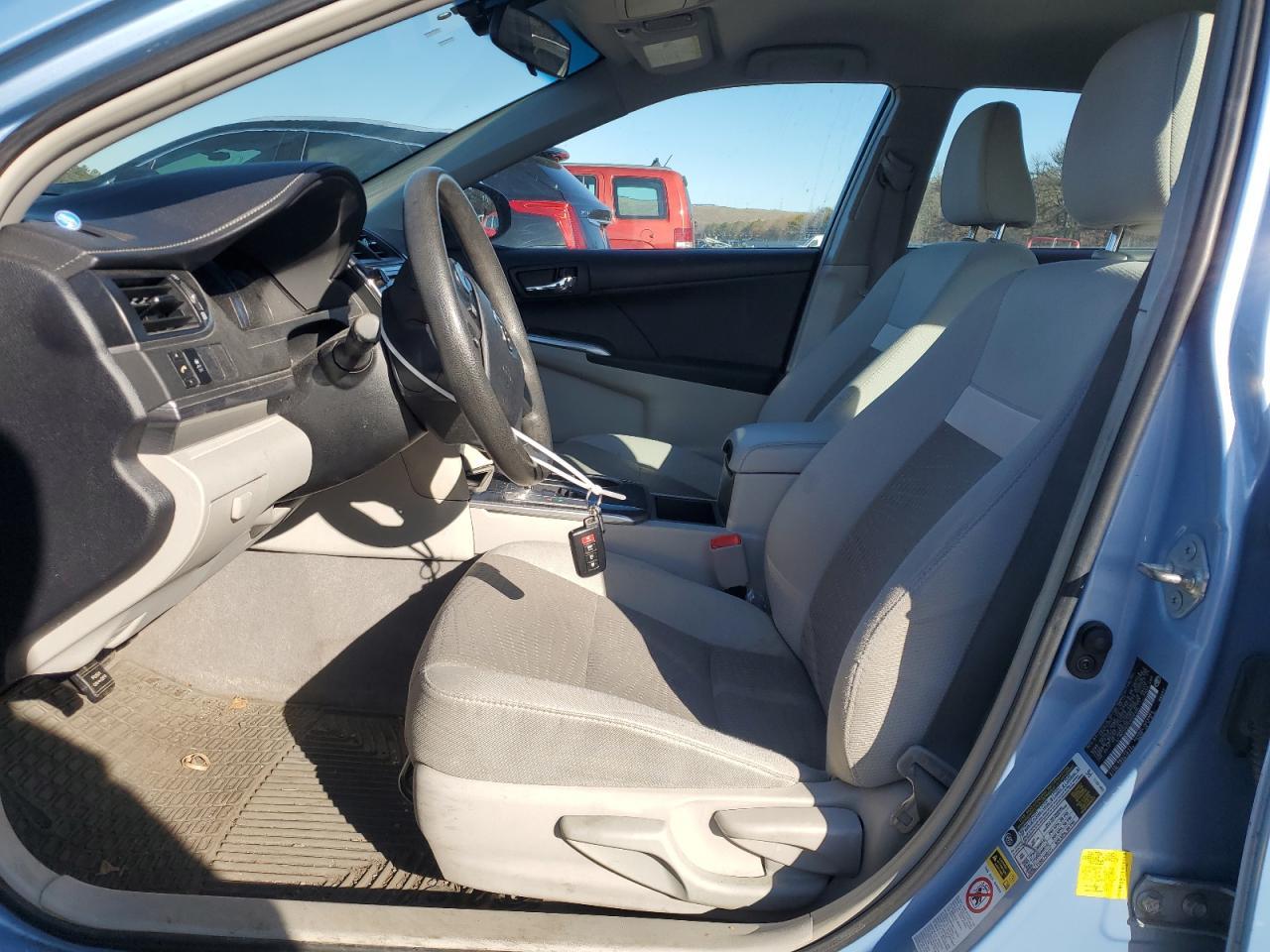 2012 TOYOTA CAMRY HYBR - Фото 7