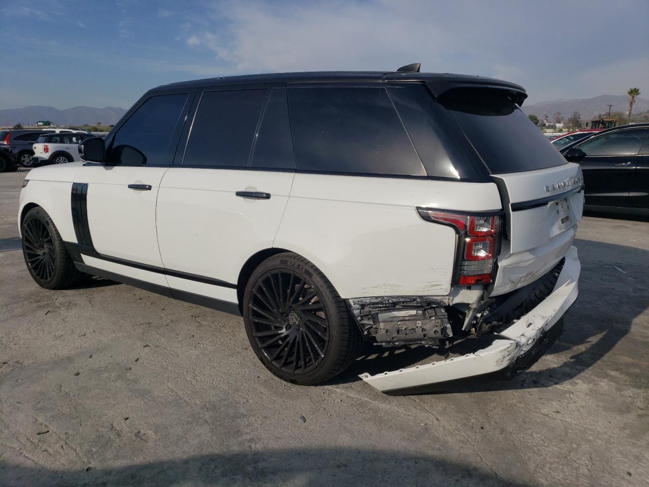 2017 LAND ROVER RANGE ROVE - Image 2