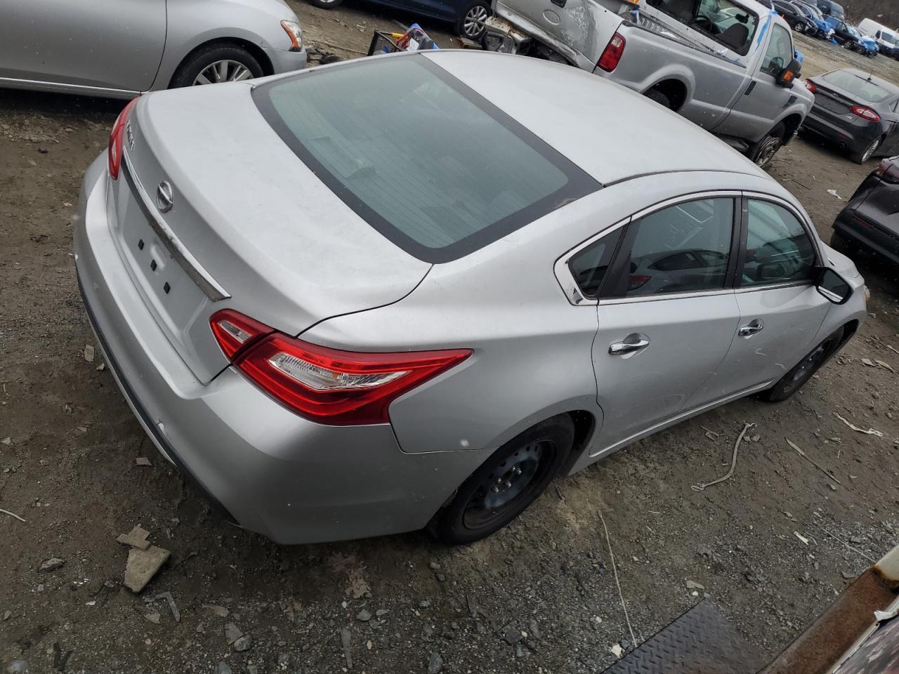 2016 NISSAN ALTIMA 2.5 - Фото 3