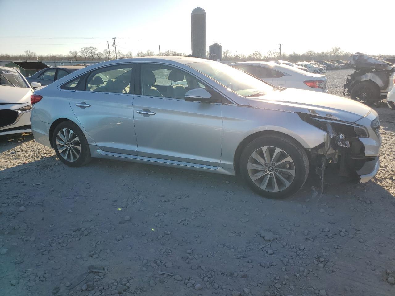 2017 HYUNDAI SONATA SPO - Фото 4