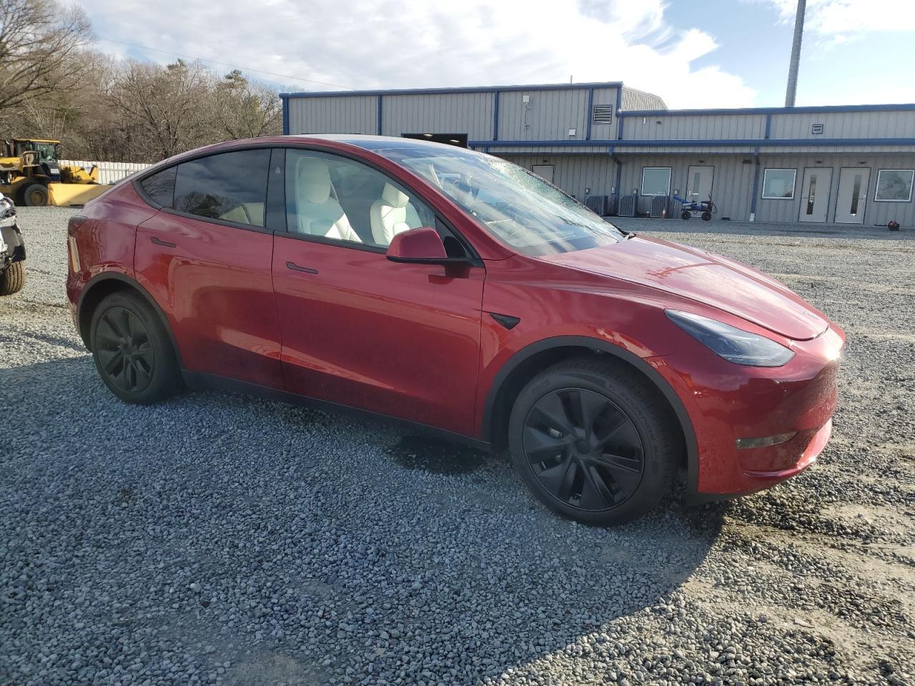 2024 TESLA MODEL Y - Фото 4