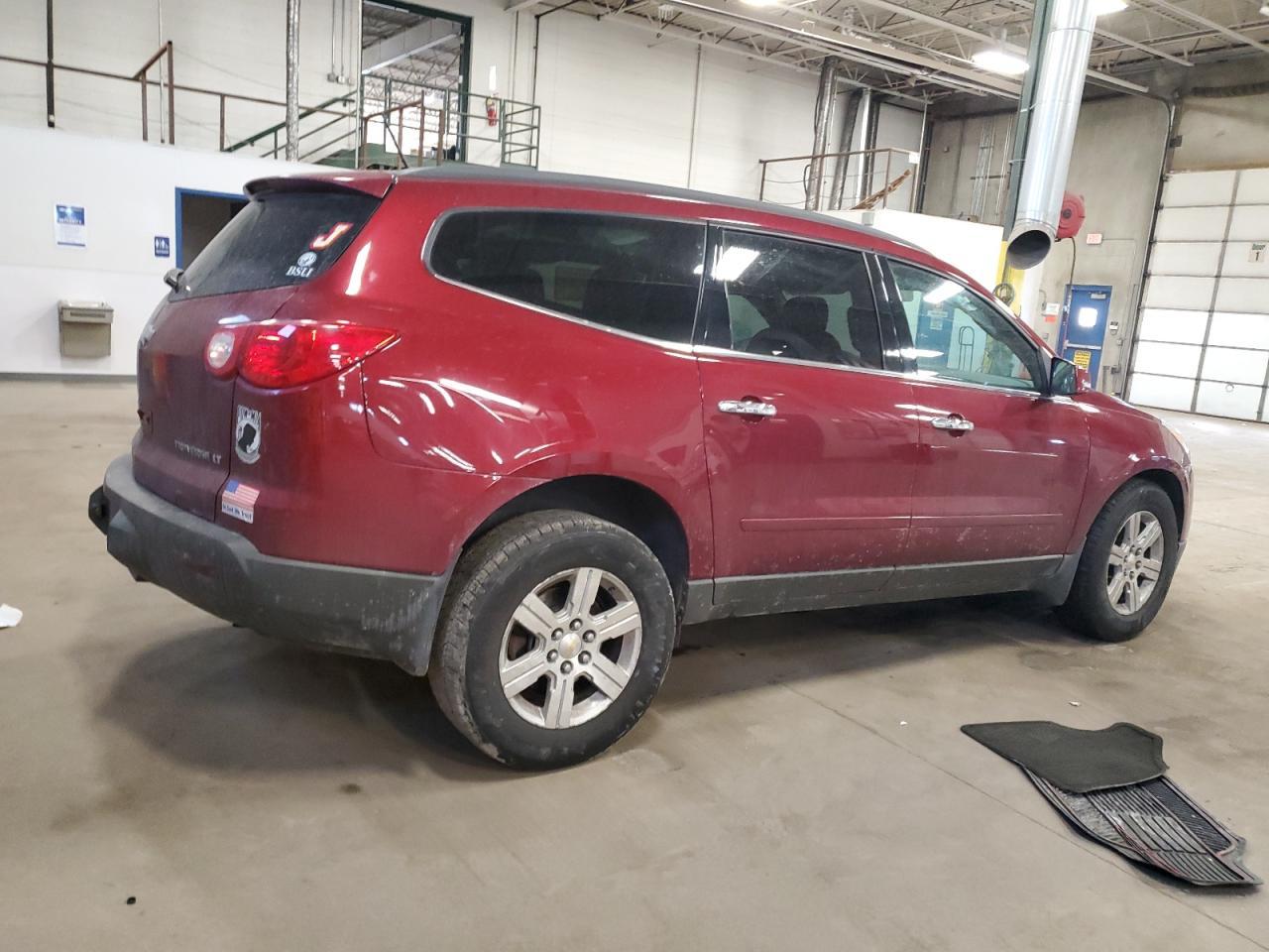 2011 CHEVROLET TRAVERSE L - Фото 3