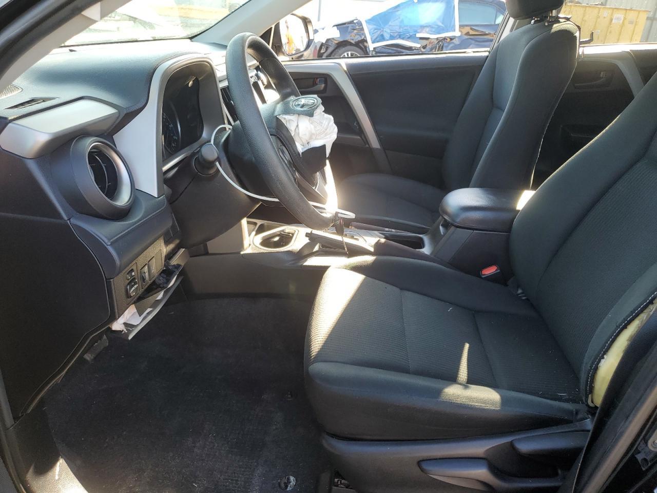 2018 TOYOTA RAV4 LE - Image 7