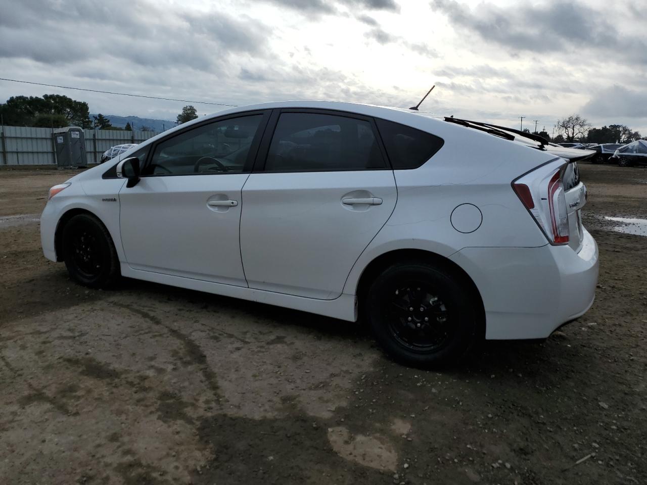 2013 TOYOTA PRIUS - Image 2