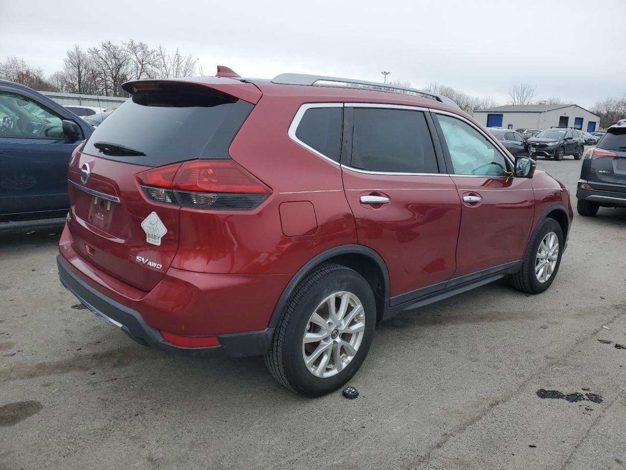 2018 NISSAN ROGUE S - Фото 3