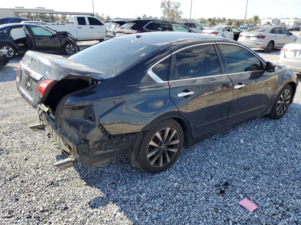 2017 NISSAN ALTIMA 2.5 - Image 3