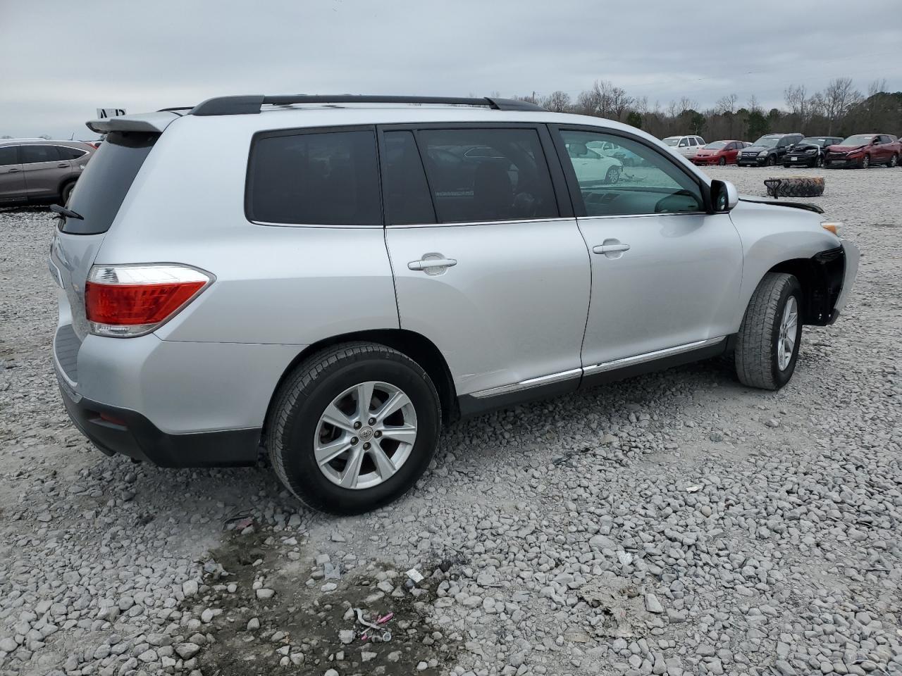 2012 TOYOTA HIGHLANDER - Image 3