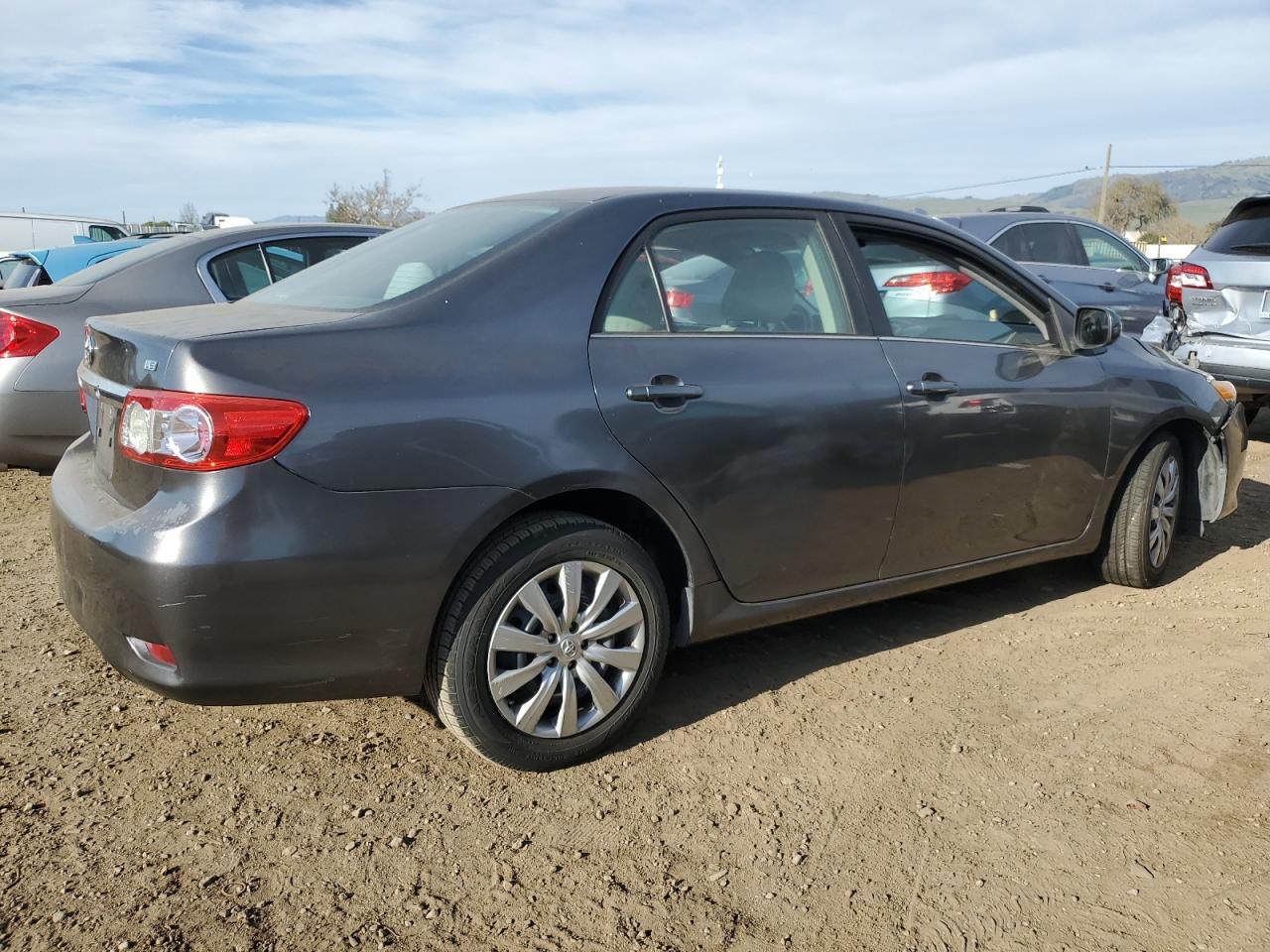 2013 TOYOTA COROLLA BA - Фото 3