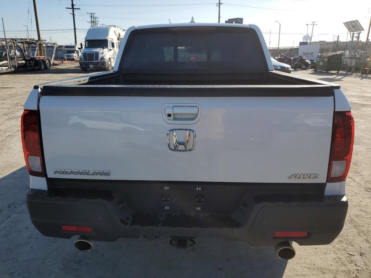 2023 HONDA RIDGELINE - Image 6