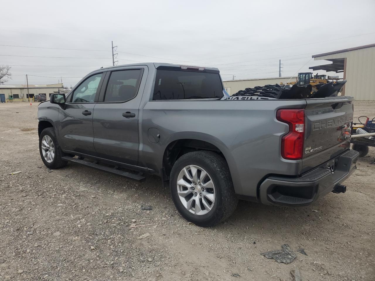 2021 CHEVROLET SILVERADO - Фото 2