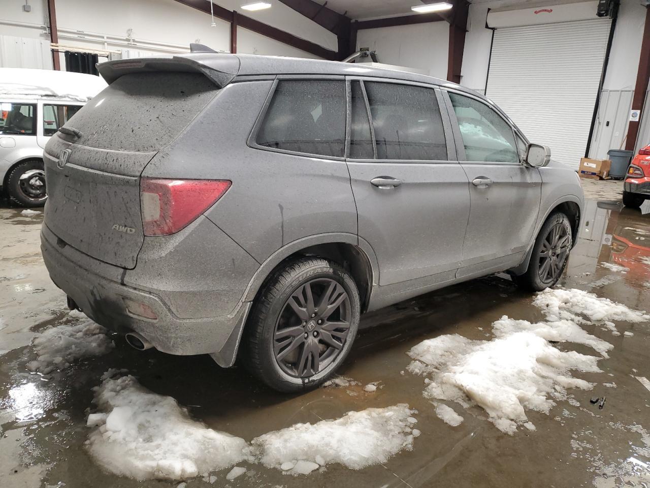 2019 HONDA PASSPORT E - Фото 3