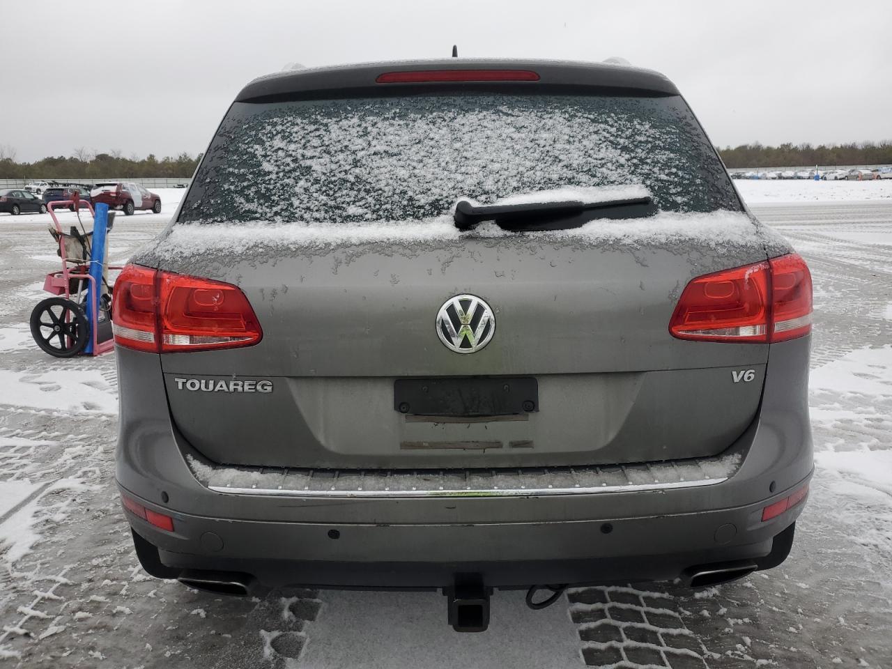 2014 VOLKSWAGEN TOUAREG V6 - Image 6