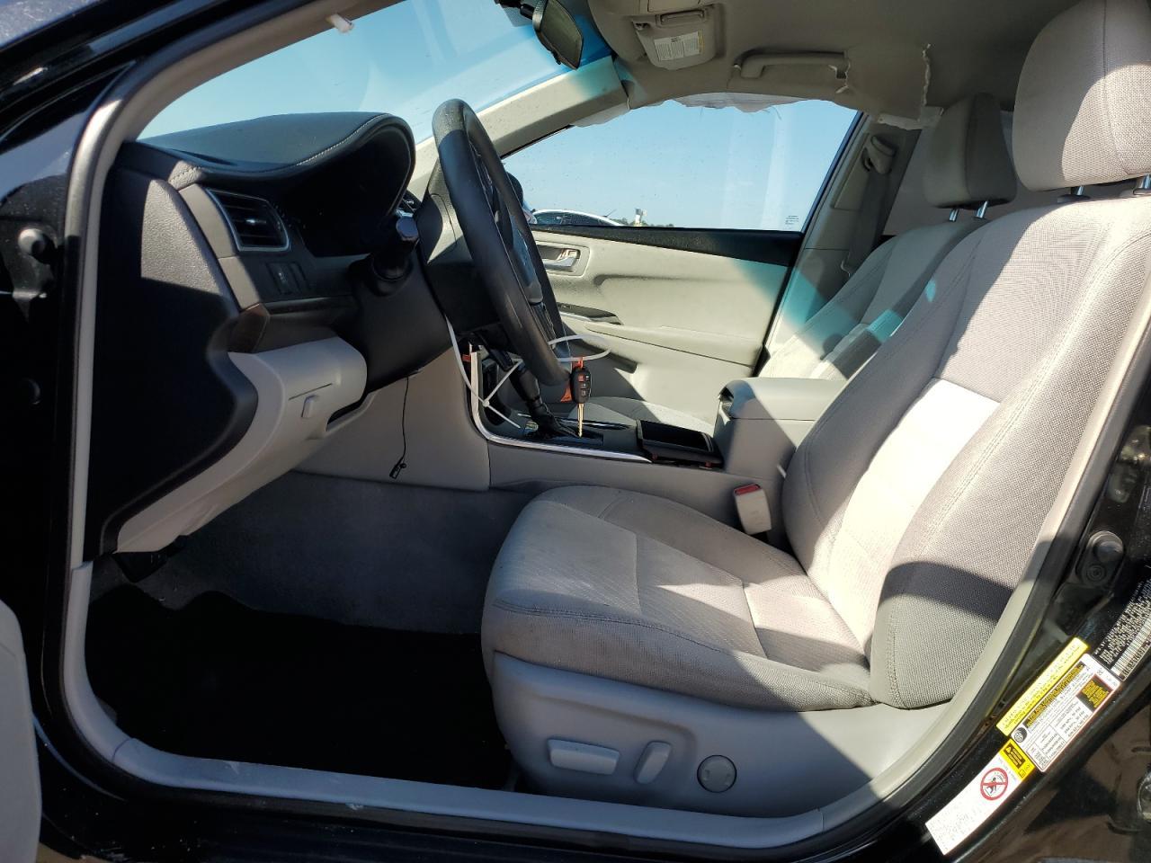 2015 TOYOTA CAMRY LE - Image 7