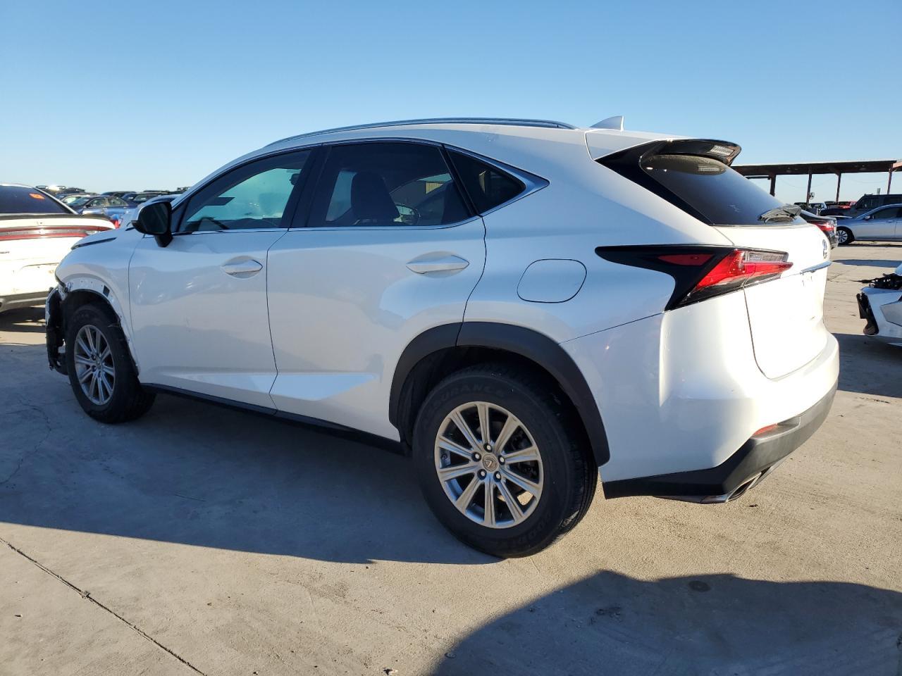 2015 LEXUS NX 200T - Фото 2