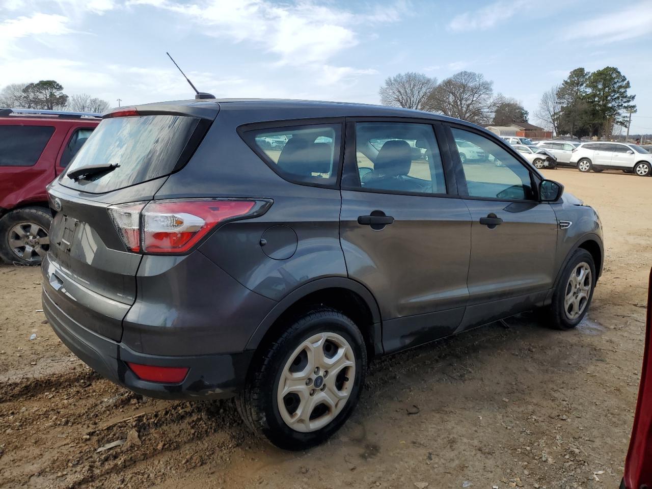 2017 FORD ESCAPE S - Фото 3
