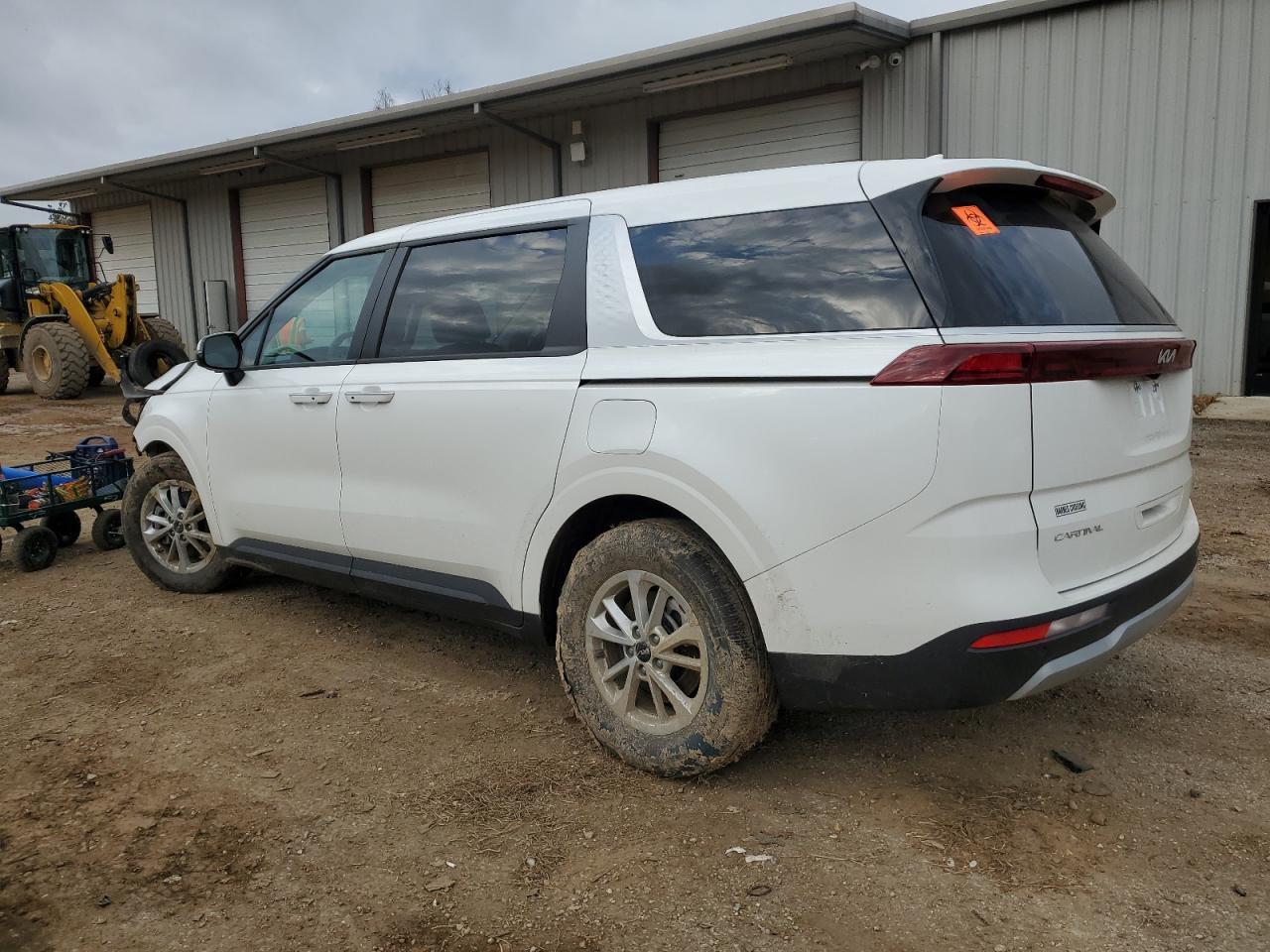 2024 KIA CARNIVAL L - Image 2