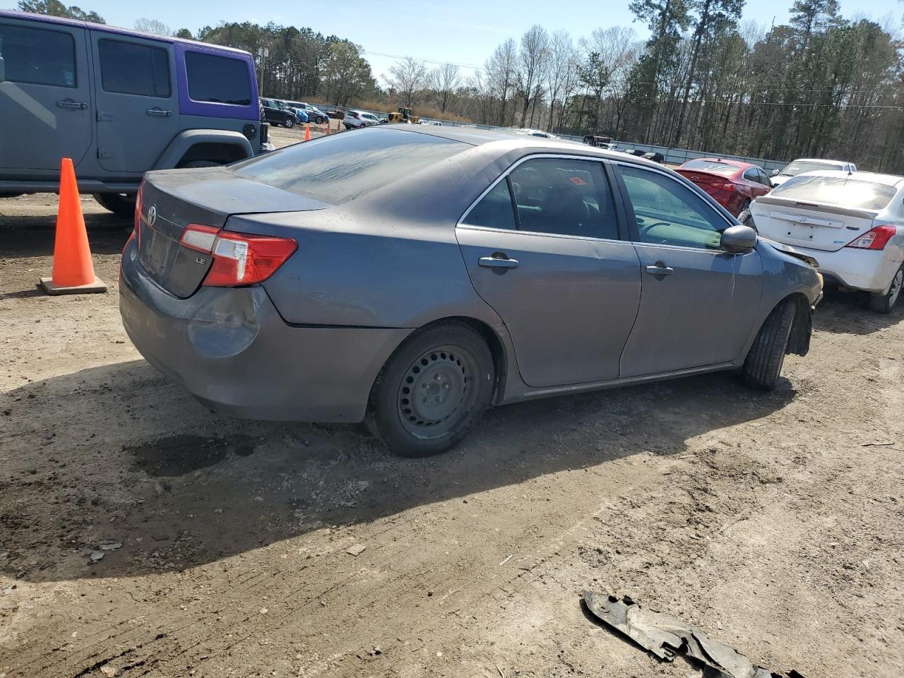 2014 TOYOTA CAMRY L - Image 3