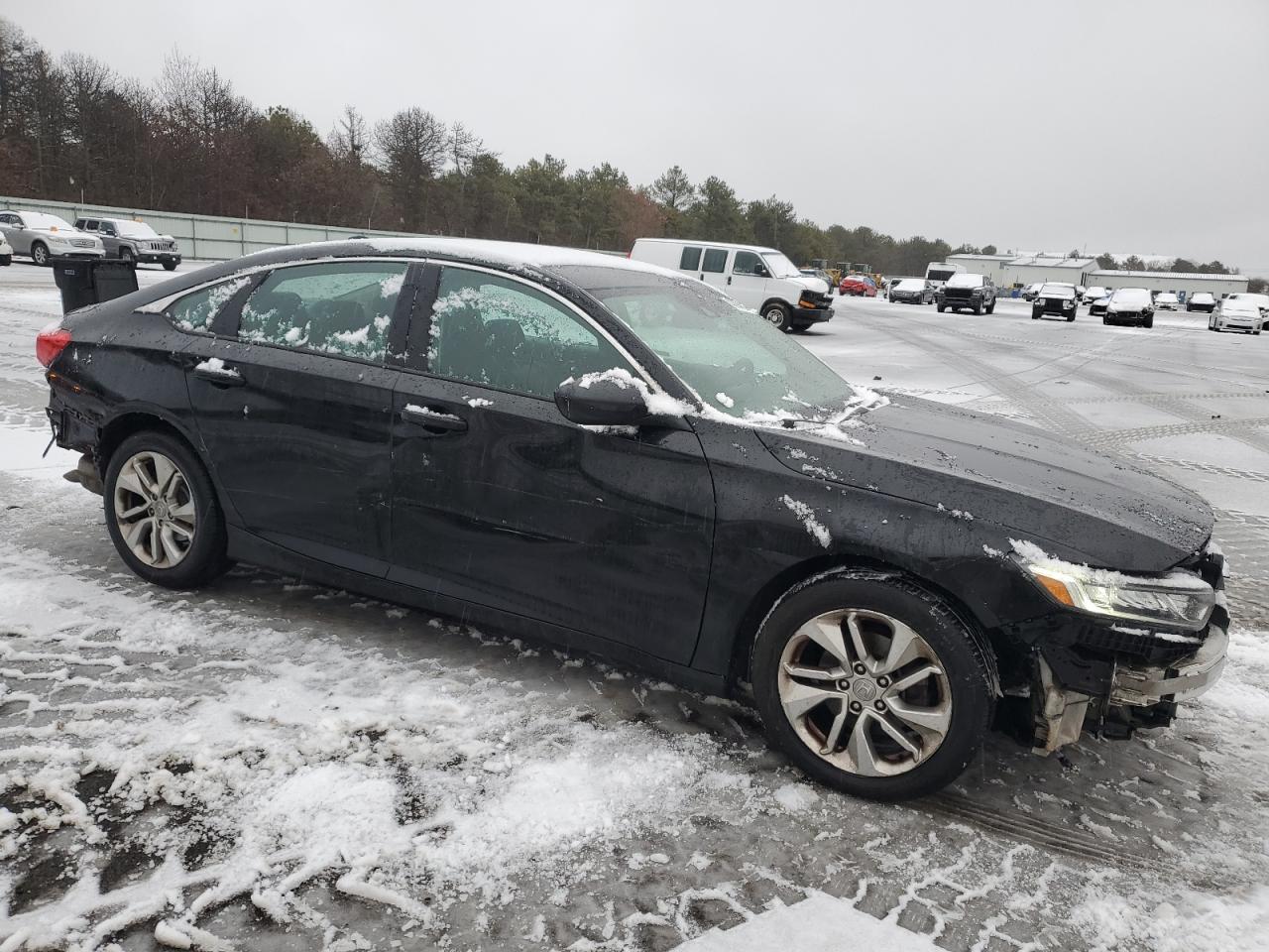 2018 HONDA ACCORD LX - Фото 4