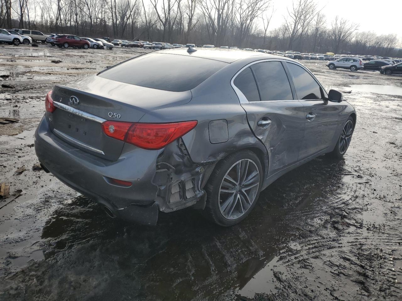 2016 INFINITI Q50 PREMIU - Фото 3