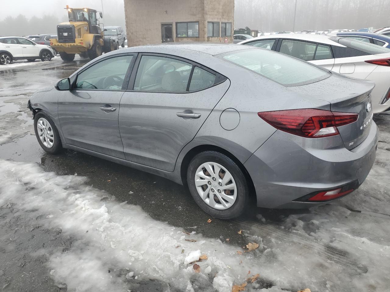 2019 HYUNDAI ELANTRA SE - Фото 2