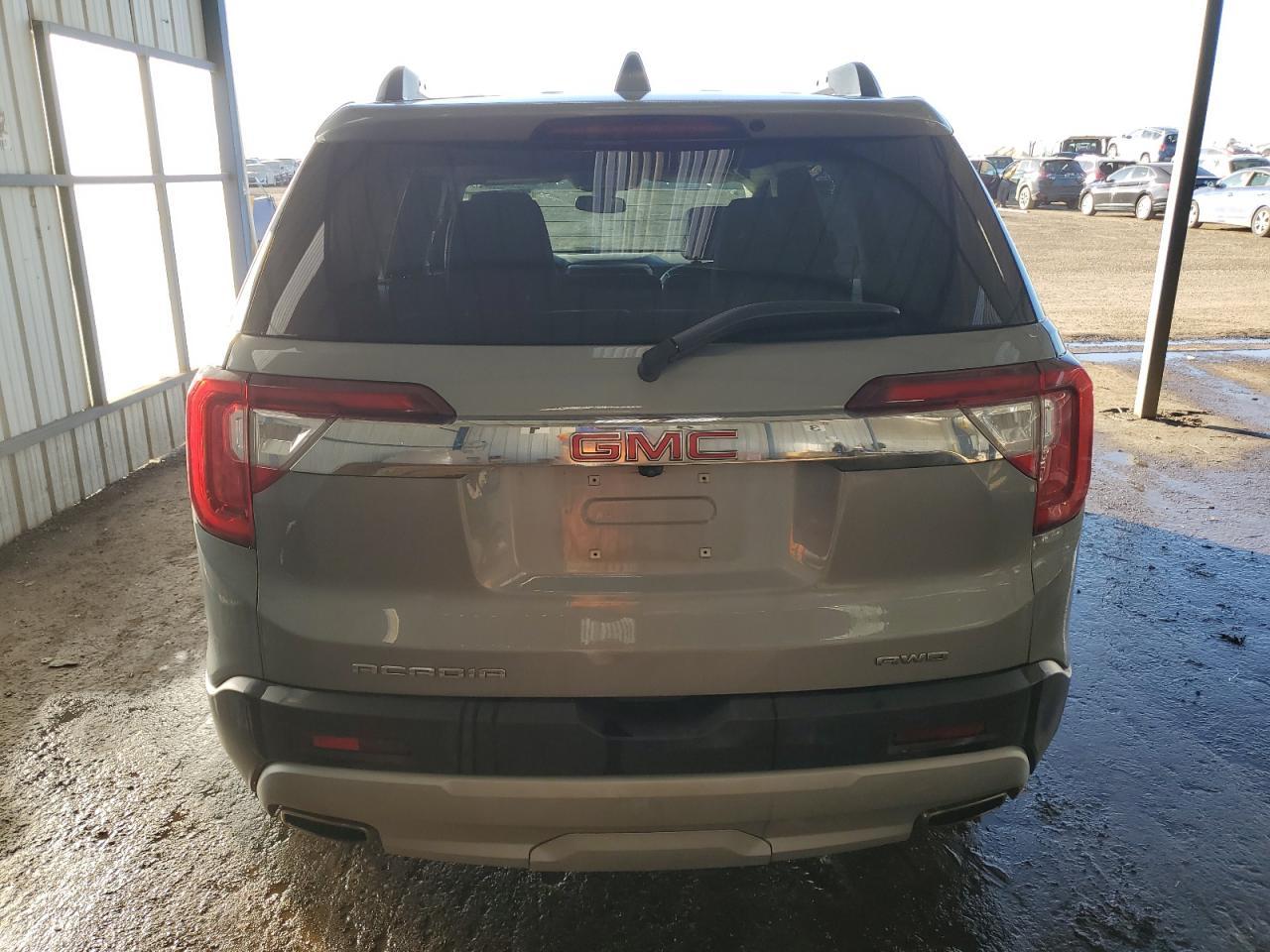 2023 GMC ACADIA SLT - Image 6