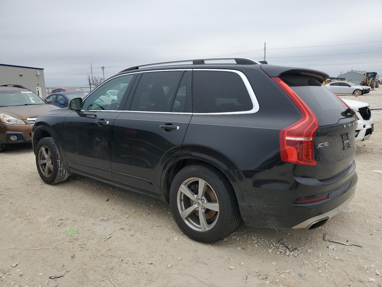 2016 VOLVO XC90 T5 - Фото 2