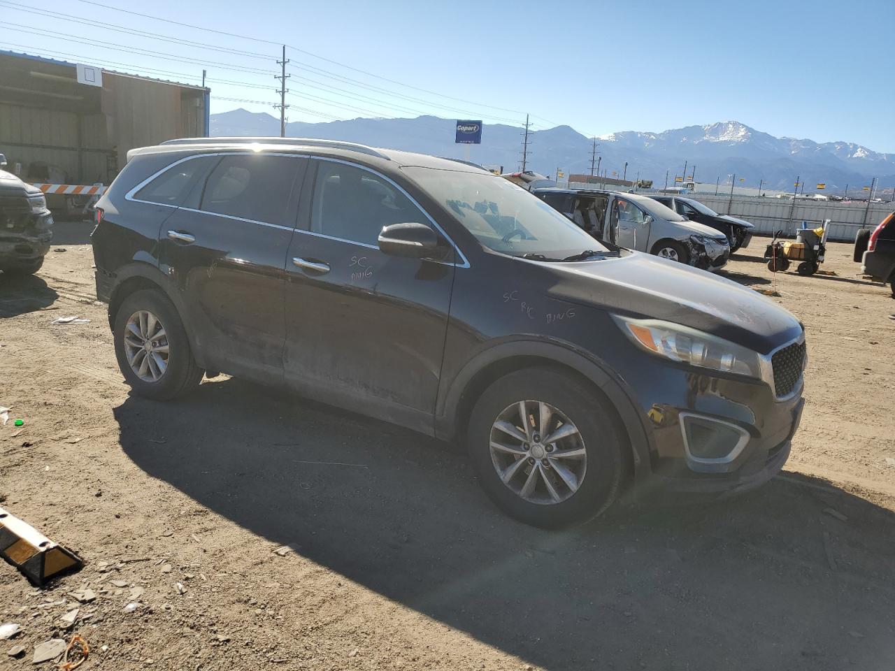 2016 KIA SORENTO LX - Image 4