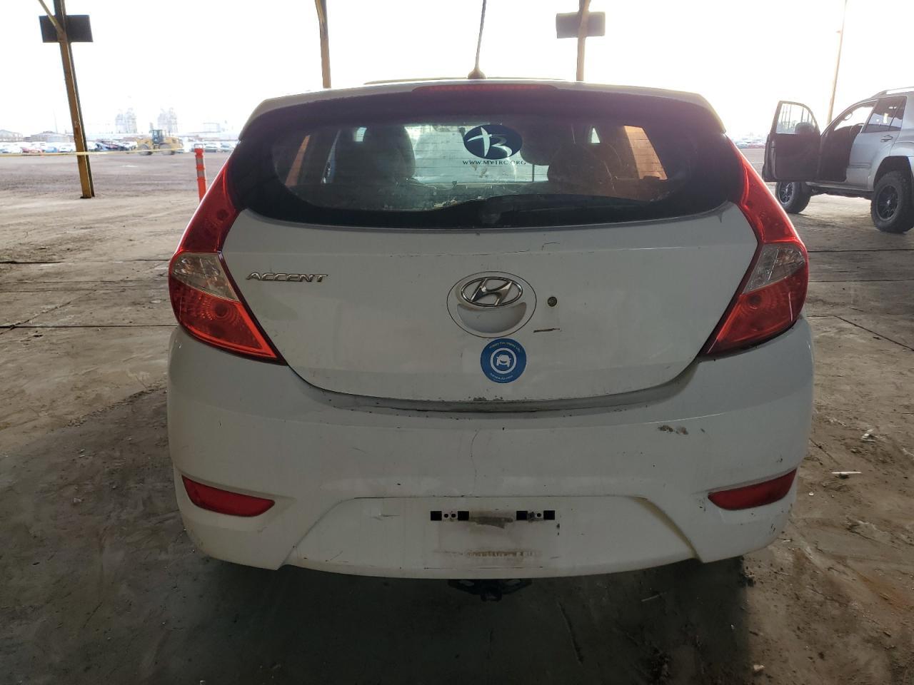 2015 HYUNDAI ACCENT GLS - Фото 6