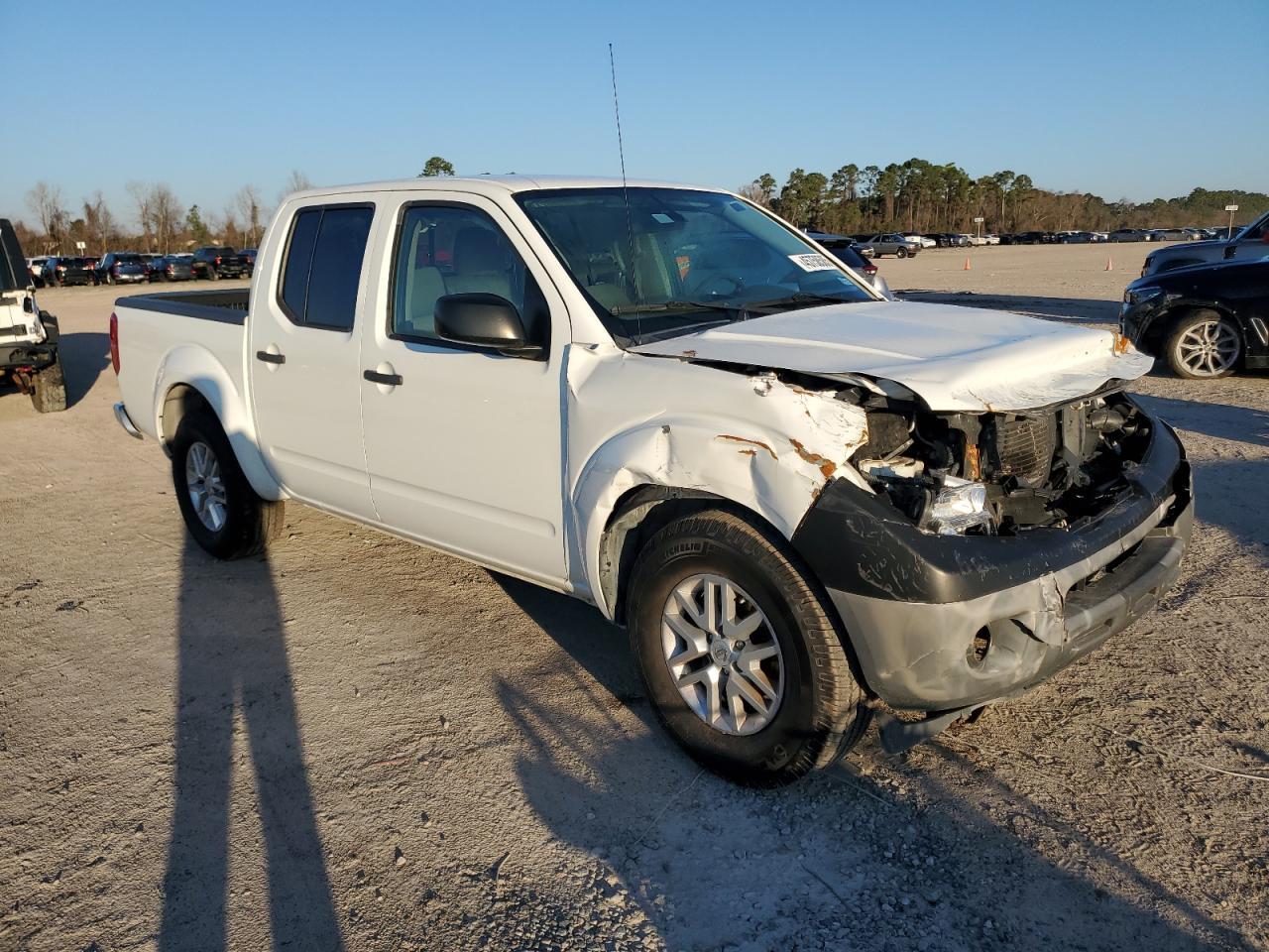 2019 NISSAN FRONTIER S - Фото 4