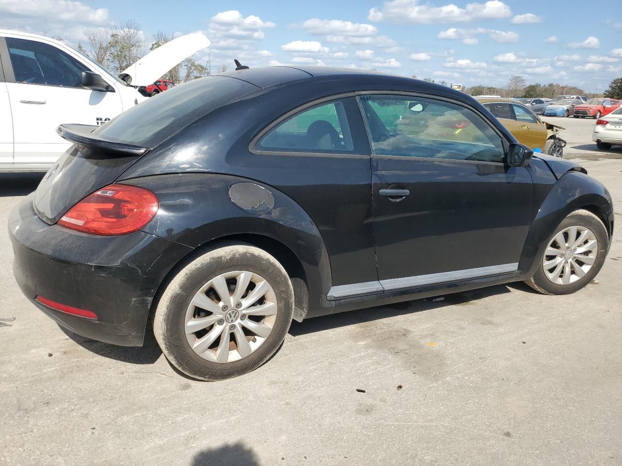 2014 VOLKSWAGEN BEETLE - Image 3