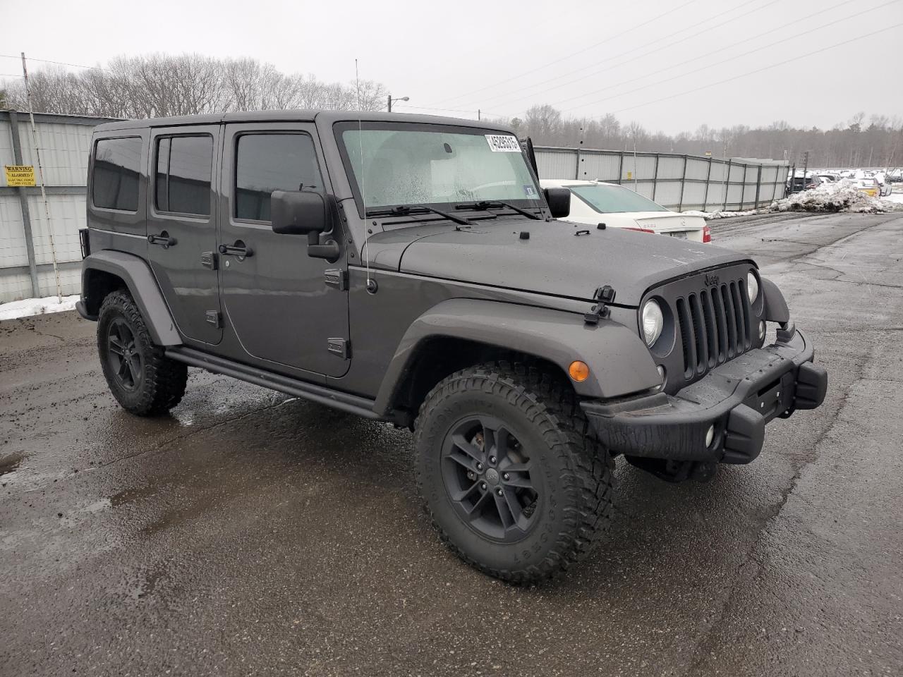 2017 JEEP WRANGLER U - Image 4
