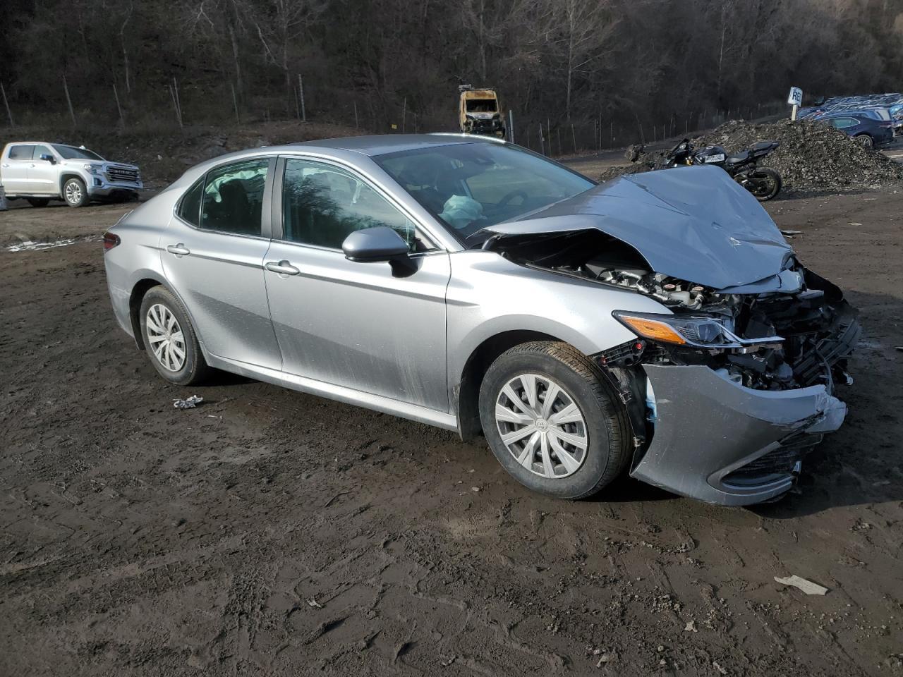 2024 TOYOTA CAMRY LE - Image 4