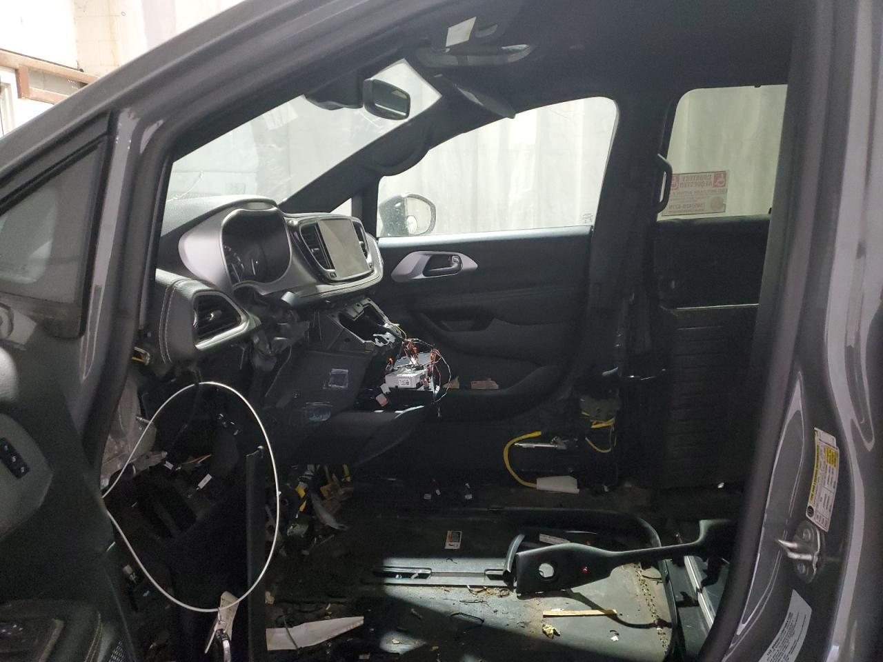 2022 CHRYSLER PACIFICA T - Image 7