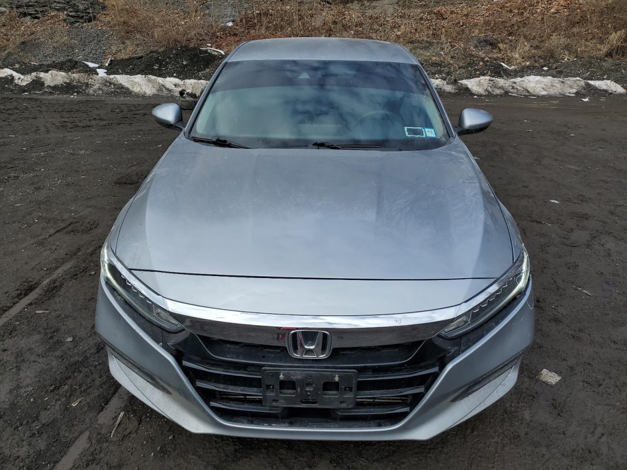 2018 HONDA ACCORD LX - Image 5