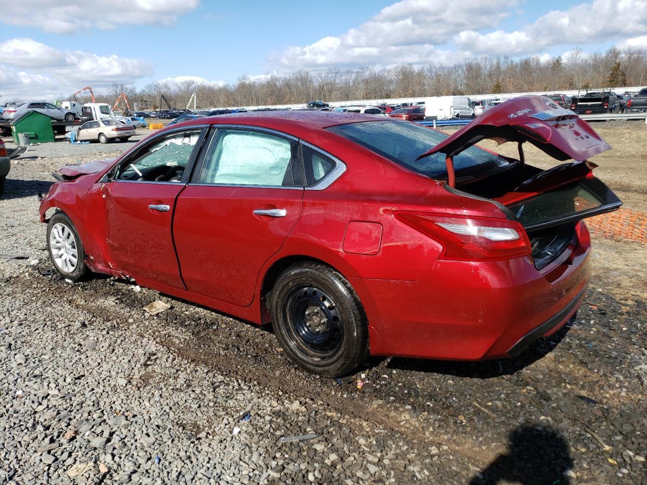 2018 NISSAN ALTIMA 2.5 - Фото 2