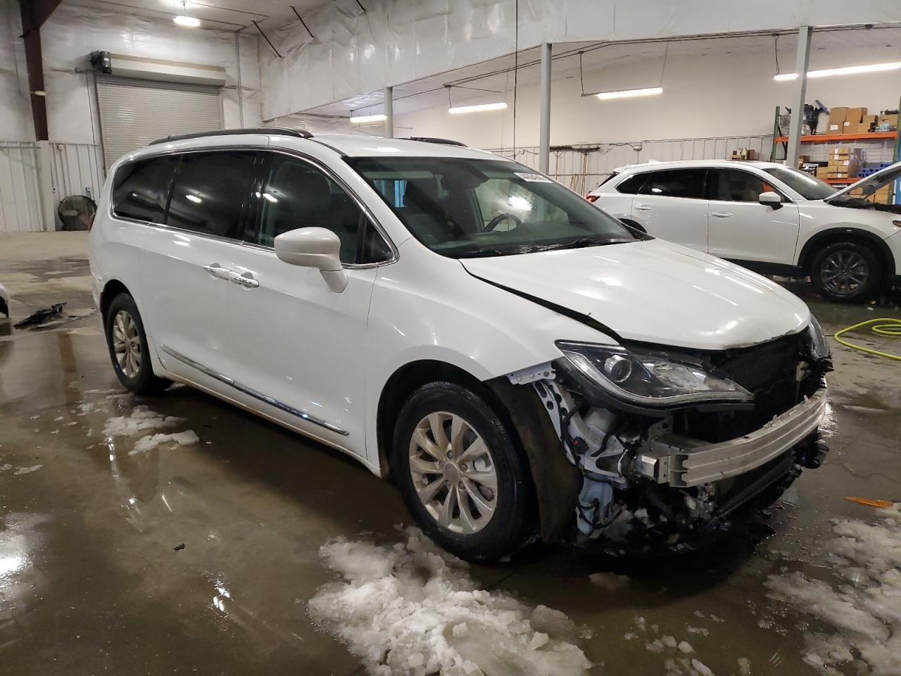 2017 CHRYSLER PACIFICA T - Image 4