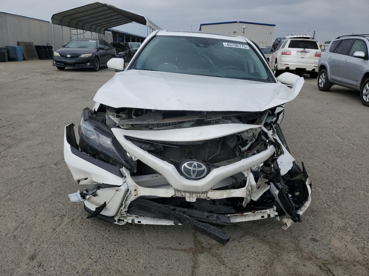 2021 TOYOTA CAMRY SE - Фото 5