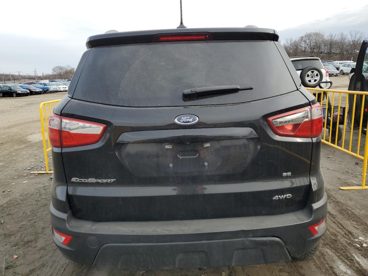 2020 FORD ECOSPORT S - Фото 6