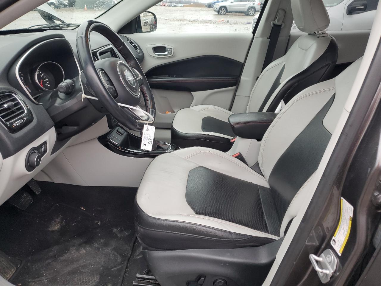 2020 JEEP COMPASS LI - Image 7
