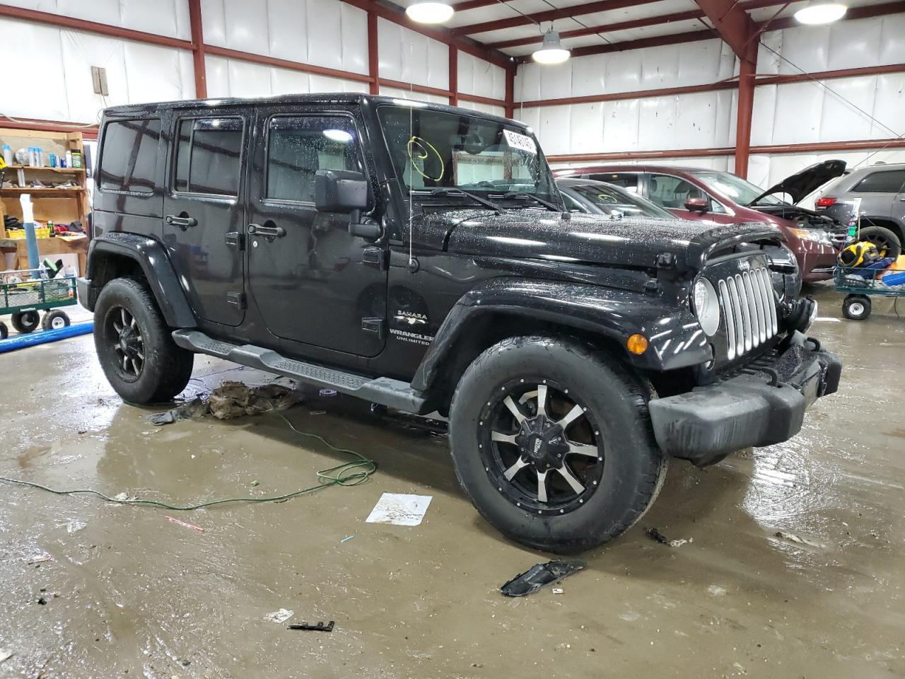 2017 JEEP WRANGLER U - Image 4