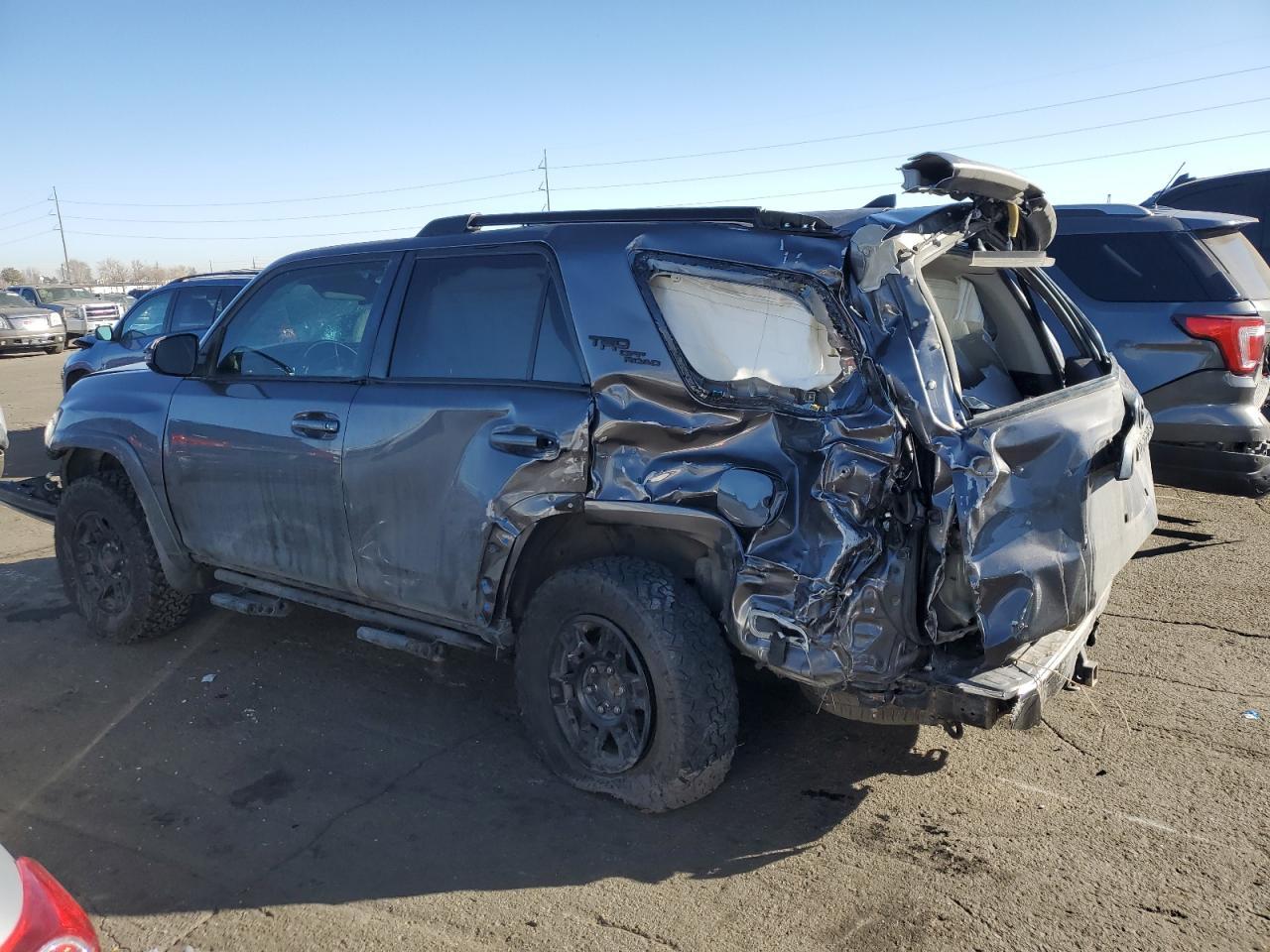 2019 TOYOTA 4RUNNER SR - Image 2